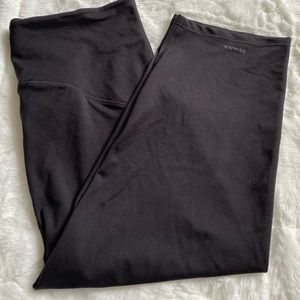 Spanx Black Crop Leggins